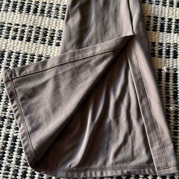 Velocity Size Small taupe brown women’s athletic wear pants flare bottom - Picture 8 of 8